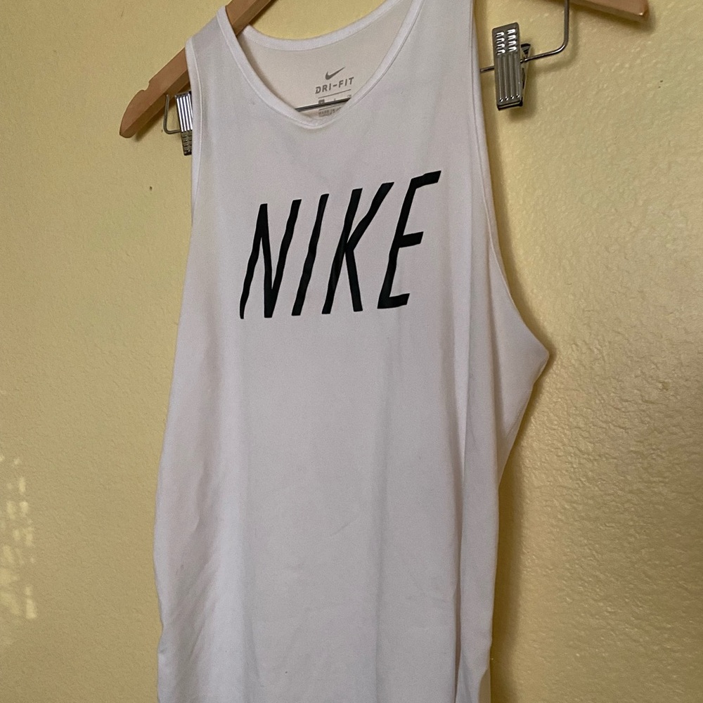 Nike tank
